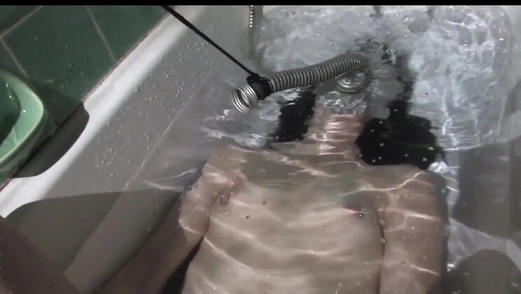 Amateur Teen Blowjob Rough Fucking in Bathroom - German Hardcore BDSM