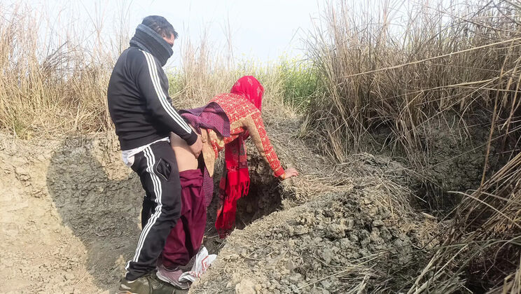 First Time Outdoor Sex in Jungle - Desi Village Wife Cheats with Monster Cock Doggy Style