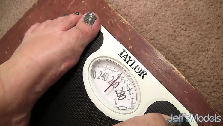 Becki Butterfly Chubby BBW Gets Hardcore Pussy Pounding - Big Natural Tits & Ass