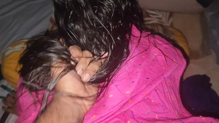 Bangladeshi Housewife Akhi Moni Rough Deep Sex - Desi Village Homemade