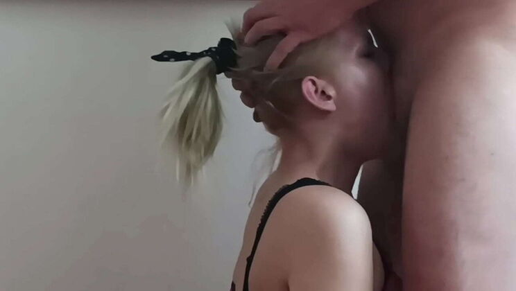 Homemade Deepthroat & Cumshot Compilation - Amateur Wife Swallows Big Dick