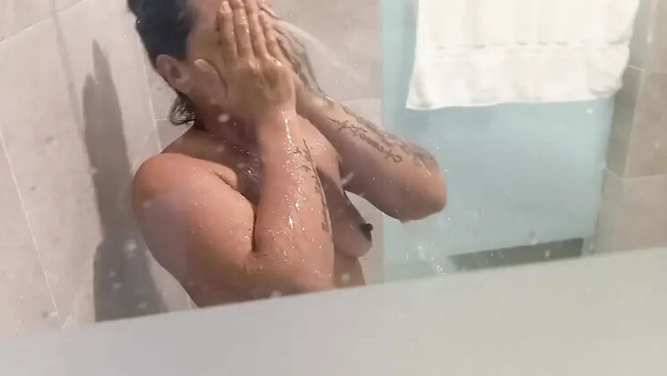 Amateur Latina Lesbians Homemade - Horny Neighbor Shower Sex & Pussy Licking Close Up