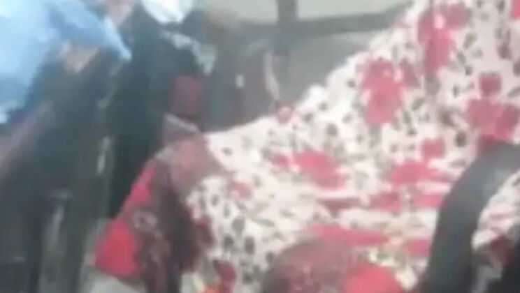 Desi Pakistani Wife Cheats on Husband with Big Cock - Homemade Doggy Style Sex Part 2