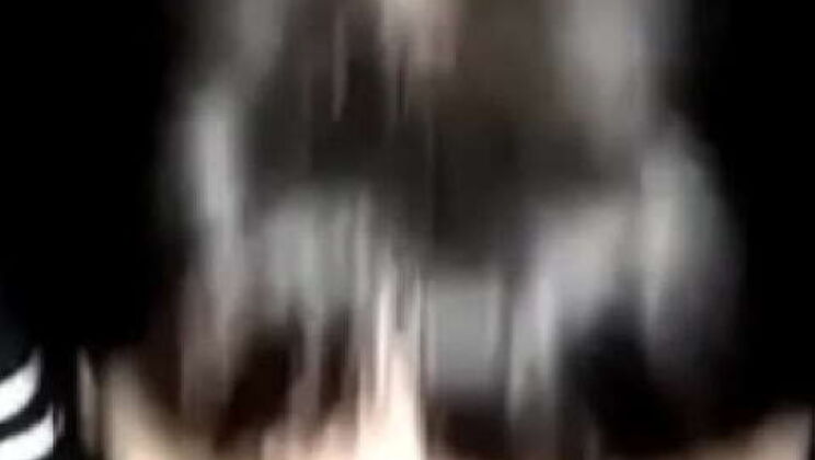 Amateur Latina with Big Booty Sucks Cock on Street - Morichiita & Eldiferentexx