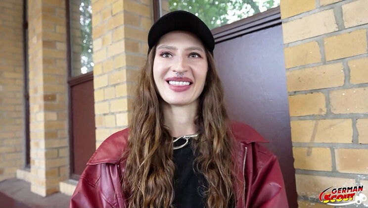 German Casting Fuck: Slim Ukrainian Teen Mari Moon Takes Big Cock Deep Throat & Gets Facial Cumshot in Eye