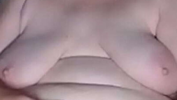 Mature MILF with Big Tits Masturbates in Bed - Mommavee1