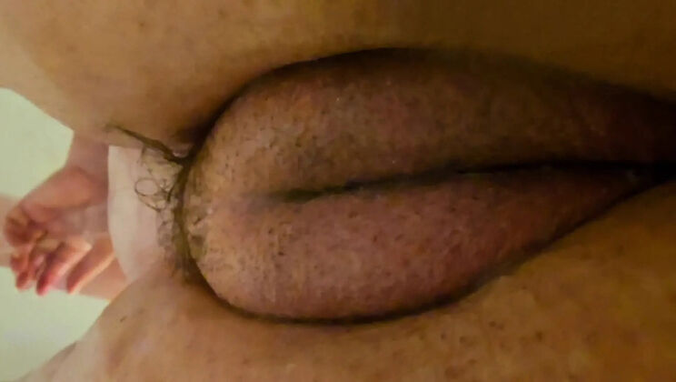 Amateur BBW MILF Sandra Soaking Wet Shower Homemade