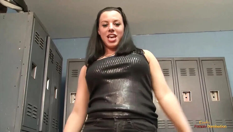 Kitti Vicious Busts Balls in Locker Room - Foot Worship & Blowjob Facial