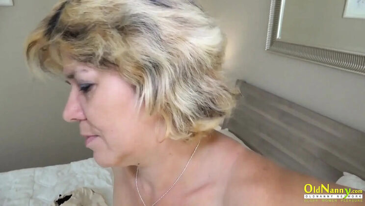 Sex Toy Fun with Margarita C Peachy & Chrissy Curves - Lesbian Cougar & Teen Masturbation HD