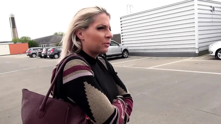 Wild Outdoor DP Fuck with Blonde MILF and Thick German Babes