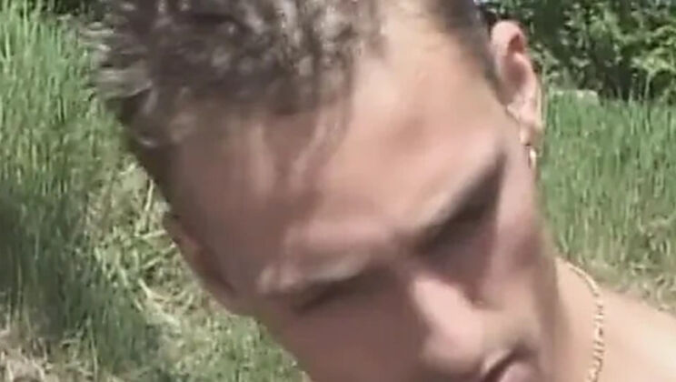Tim Scooby Bisexual Outdoor Threesome - Dude Fucks Dude's Ass While Fucking Blonde Chubby Mature BBW
