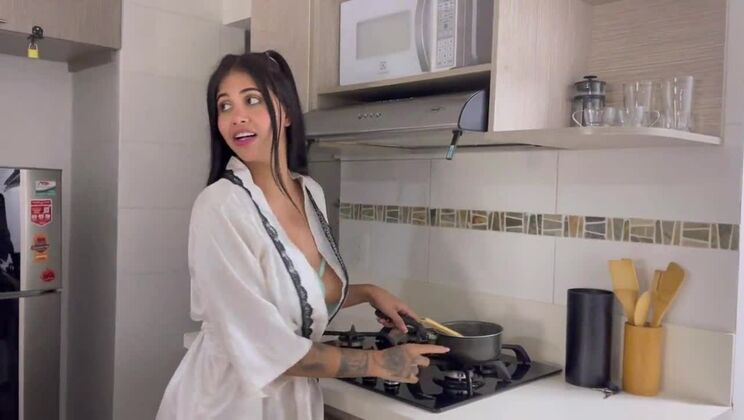 My friend discovers me fucking and decides to join the orgy - Sara Blonde - Yorgelis Carrillo