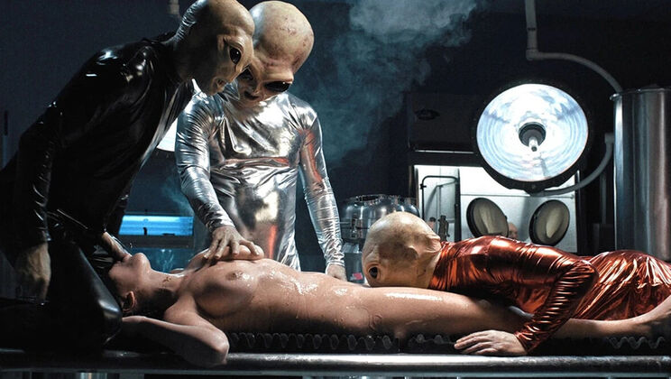 Rissa May Takes Alien Monster Cocks In A Bukkake Gangbang