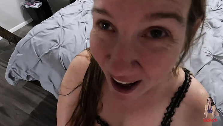 DesertFox310's mature redhead squirts hard and takes a huge facial