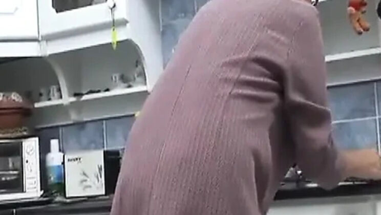 Fat grandma gives me a sloppy blowjob