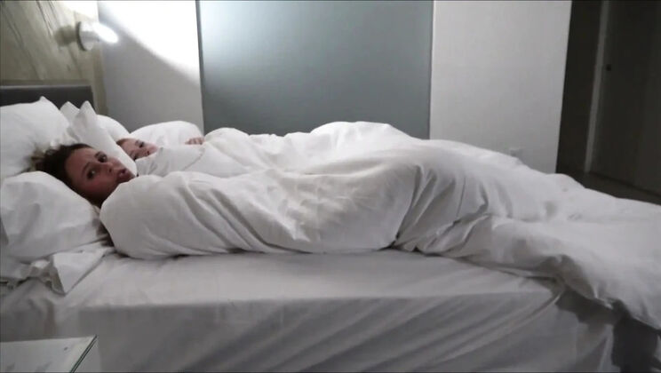 Stepdad Shares Bed with Two Teens - Stella Barey & Harper Red Family Therapy Session