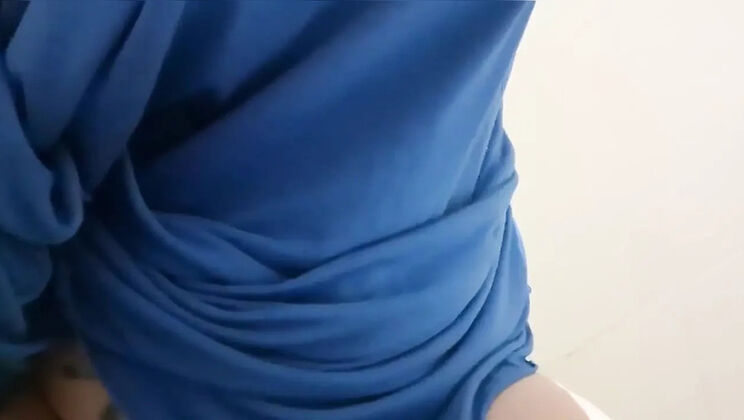 Nicoletta Embassi's Public Toilet Pee and Fart Collection