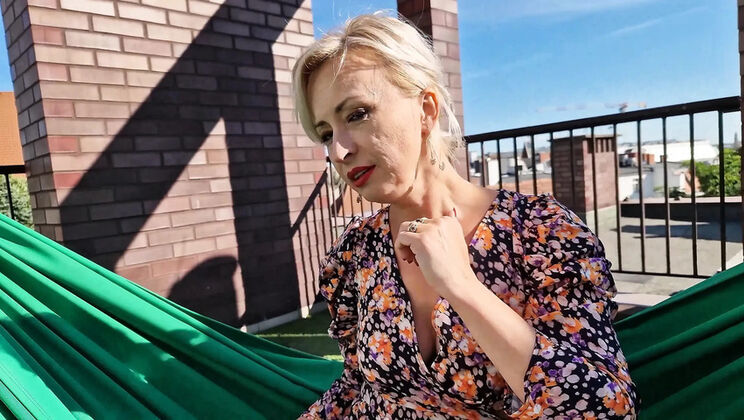 Wanilianna Fucks Her Bald Pussy With a Glass Anal Dildo on the Rooftop - Part 1