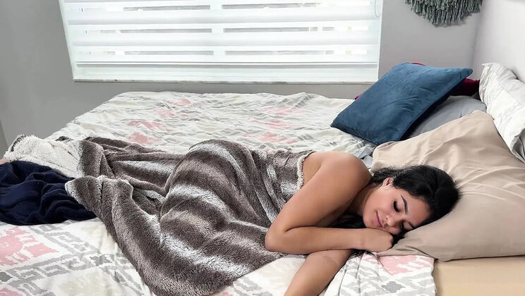 Busty Latina Stepsis Takes Big Dick From Stepbro