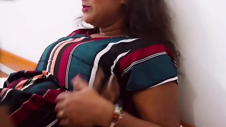 Indian Girlfriend Romantic Chodai in Hotel with Boyfriend