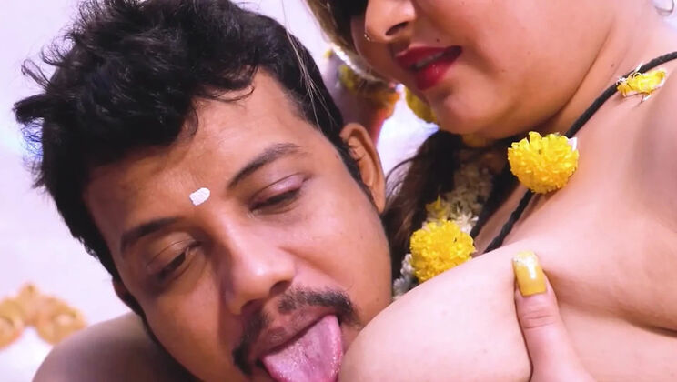 Suhagraat Desi Couple Honeymoon Live Video – Anjalii Pandey First Night Hardcore Sex