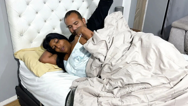 Stepbrother fucks stepsister in bed and fills her with cum